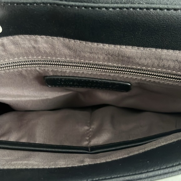 Damsel in Defense Jamie’s Gotta Concealed Carry. Black Leather. Velcro h…​ - Picture 9 of 10